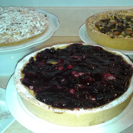 Il Casale Dell'arte - Le Case Antiche Bed & Breakfast 4*