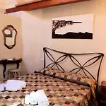 Il Casale Dell'arte - Le Case Antiche 4*