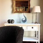 Il Casale Dell'arte - Le Case Antiche Bed and Breakfast