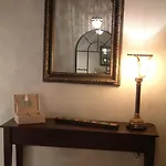 Il Casale Dell'arte - Le Case Antiche Bed and Breakfast 4*