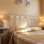 Il Casale Dell'arte - Le Case Antiche 4*