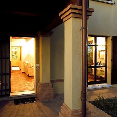 Il Casale Dell'arte - Le Case Antiche לינה וארוחת בוקר 4*
