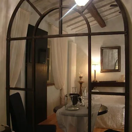 Il Casale Dell'arte - Le Case Antiche לינה וארוחת בוקר
