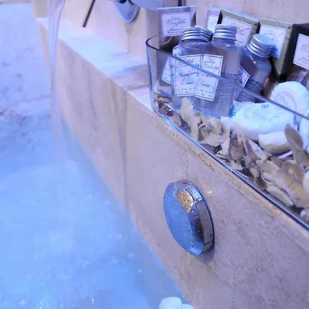 Il Casale Dell'arte - Le Case Antiche Bed & Breakfast Verucchio