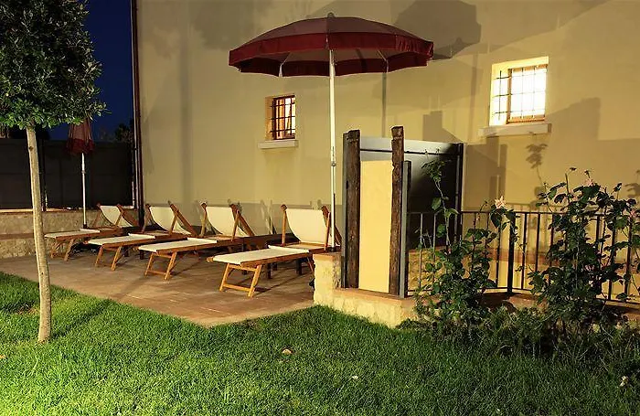 Il Casale Dell'arte - Le Case Antiche 4*