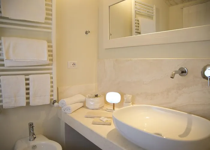 Bed & Breakfast Il Casale Dell'arte - Le Case Antiche 4*