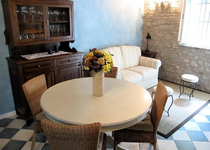 Il Casale Dell'arte - Le Case Antiche 4* Verucchio