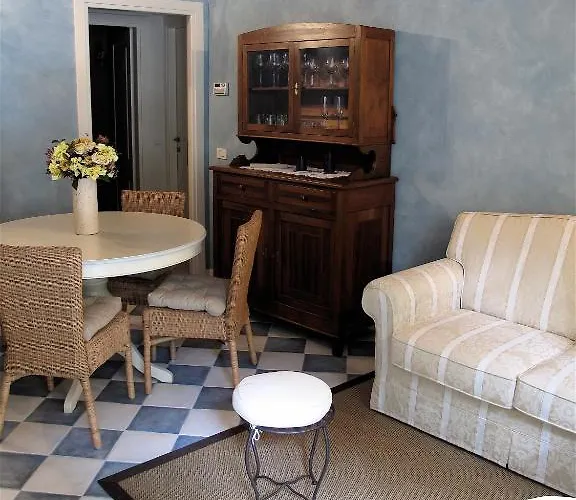 Bed & Breakfast Il Casale Dell'arte - Le Case Antiche 4*