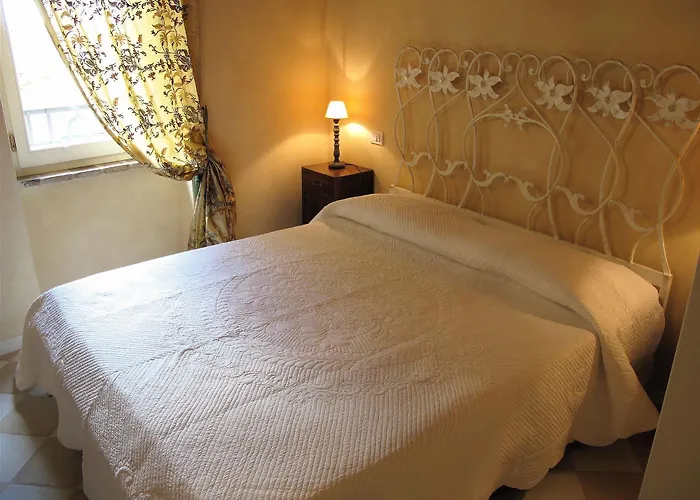 Il Casale Dell'arte - Le Case Antiche 4*