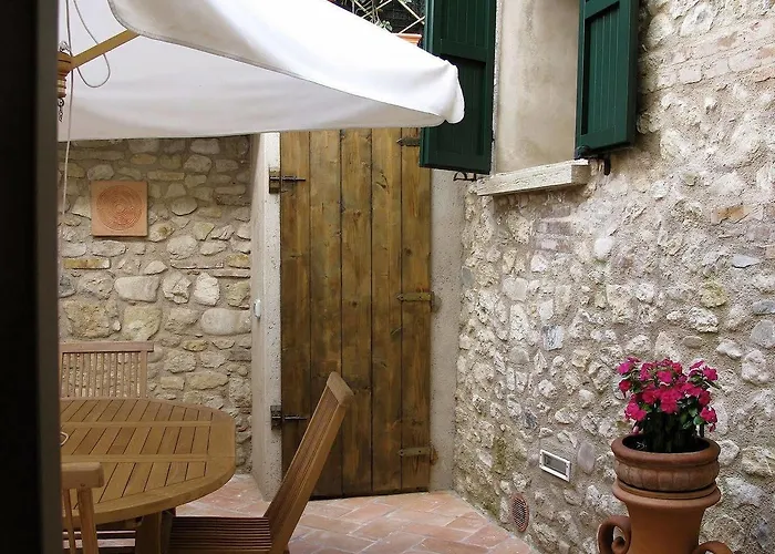 Bed & Breakfast Il Casale Dell'arte - Le Case Antiche 4*